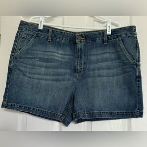 Women’s Jeans Shorts SZ 18